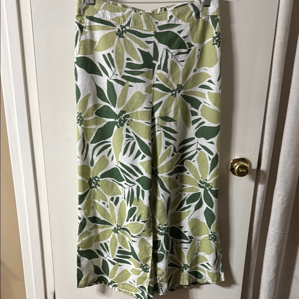Nicole Miller Olive Leaf Print Linen Pants